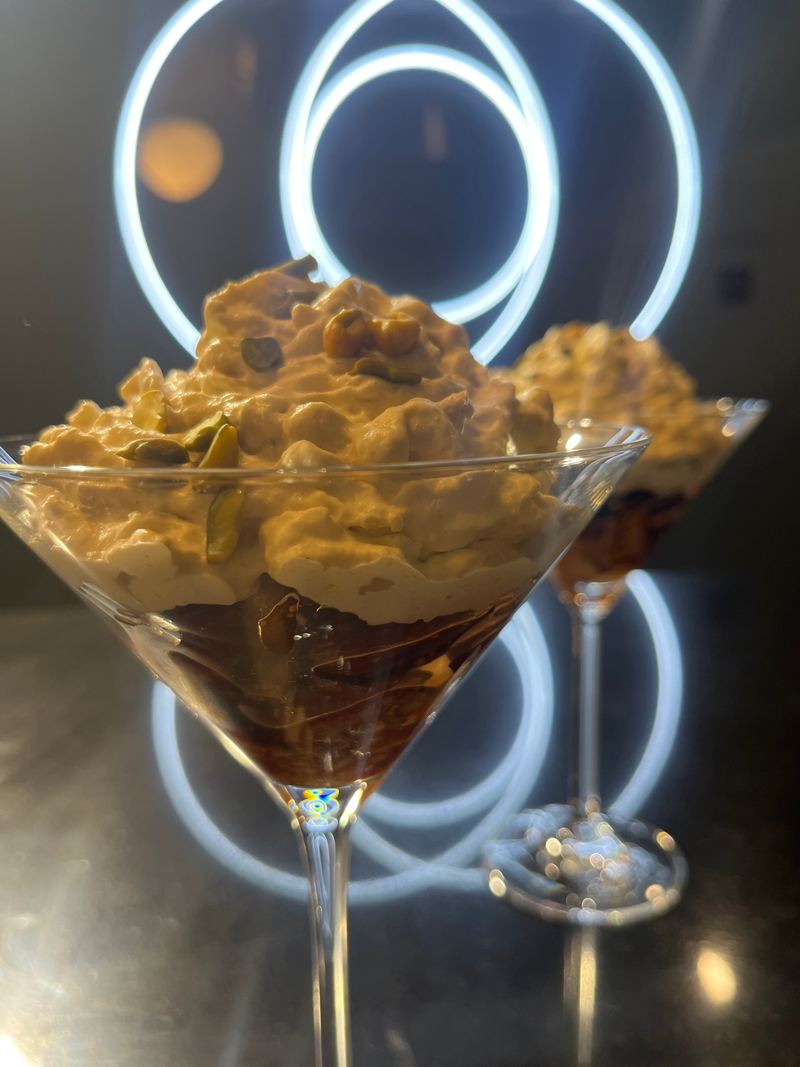 Figues caramélisées à la lavande, espuma pistache